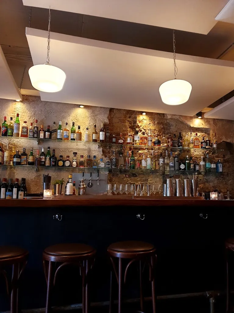 392 kingsland rd.