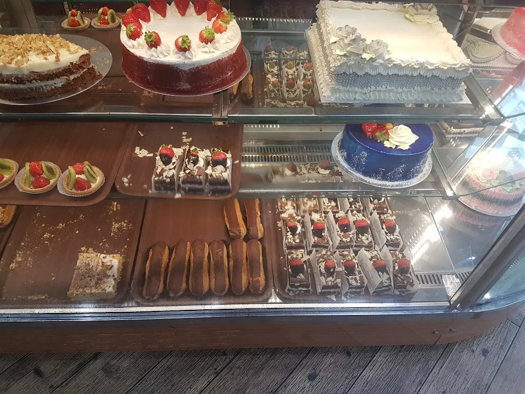 Adali Cake & Patisserie