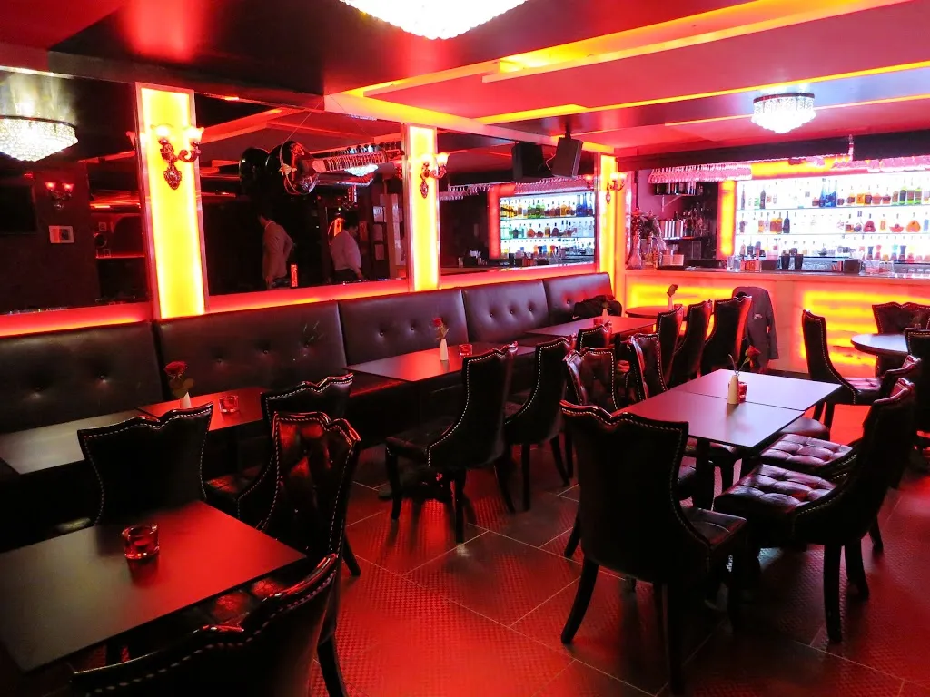 Arizona Lounge