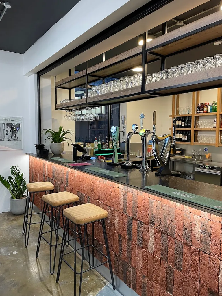 ArtBar