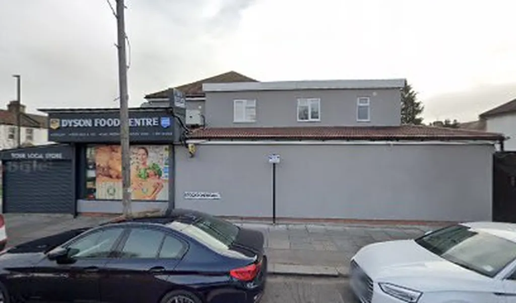 ATM (Dyson Food Centre)