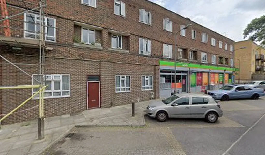 ATM (Londis)