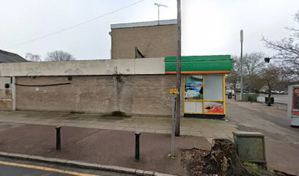 ATM (Londis - Corbets Tey Road)