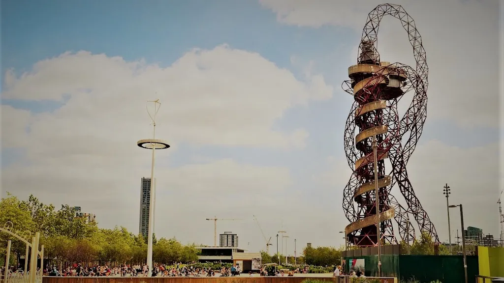 ATM (Queen Elizabeth Olympic Park - ArcelorMittal Orbit