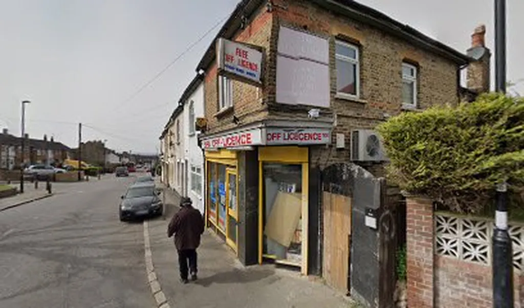 ATM (Spa Off Licence)