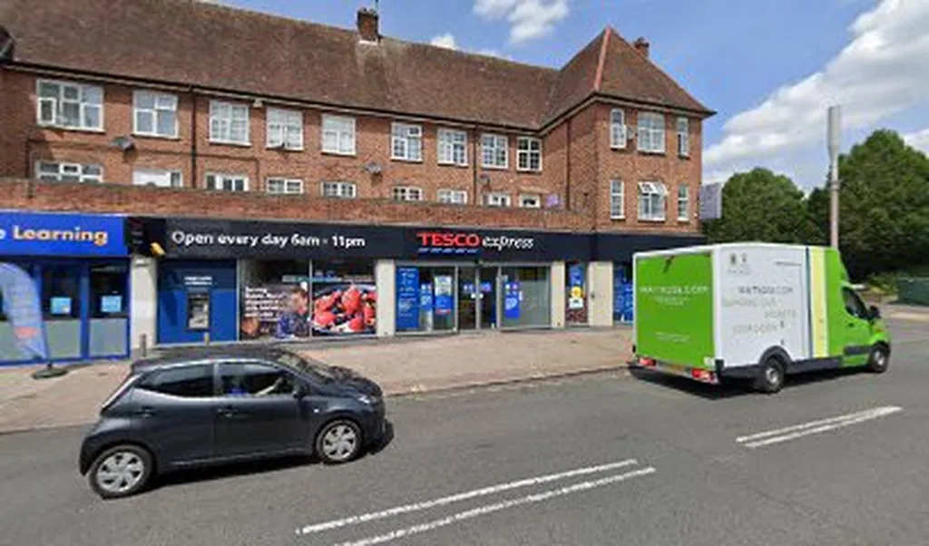 ATM (Tesco Express)