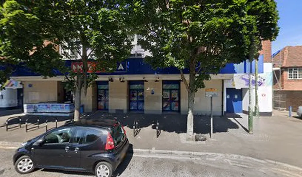 ATM (TX02728 - Rosehill)