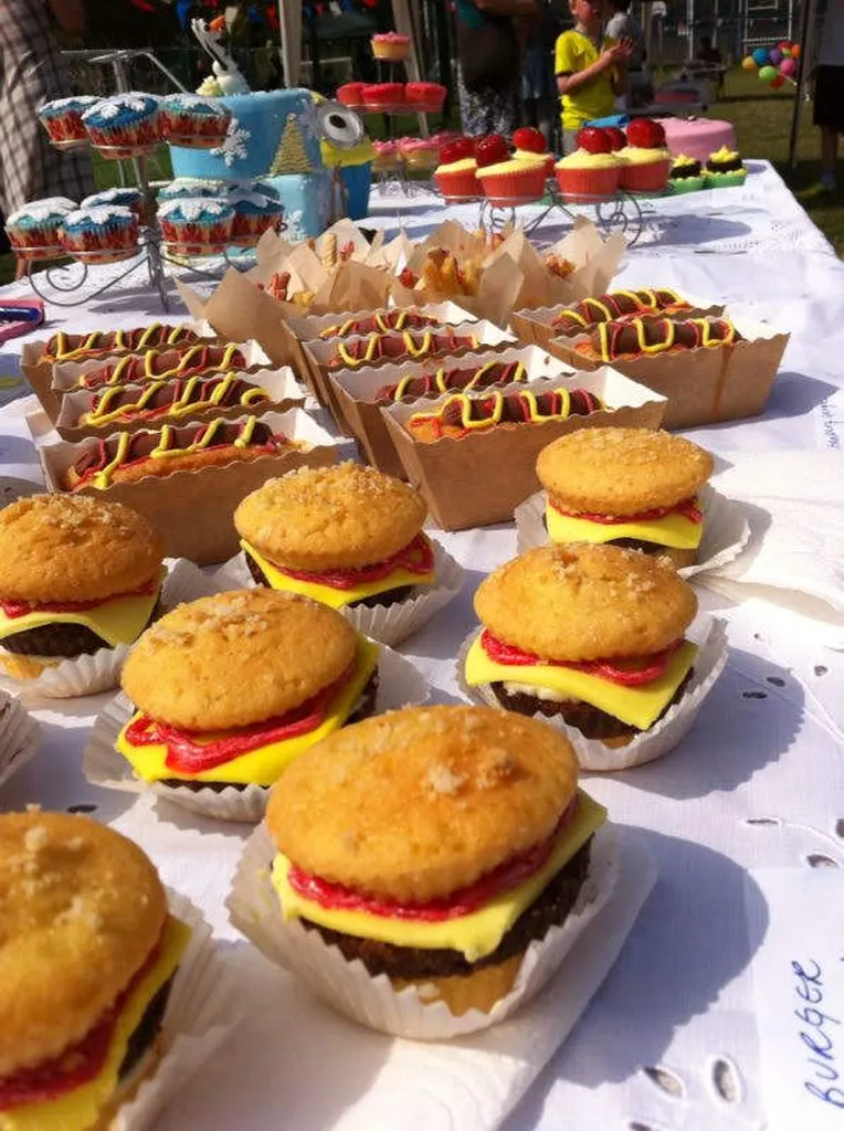Baker Barnes Cakes