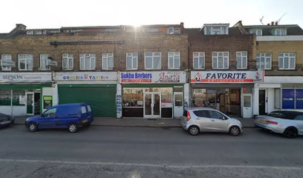Barbers and beauty Saloon
