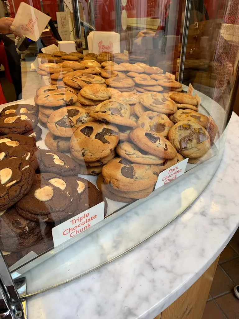 Ben's Cookies