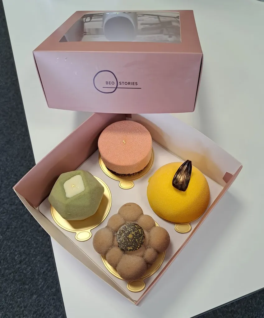 Beo Stories Cake