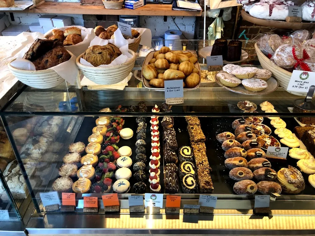 Bridge Baker (Bakery & Pizzeria)