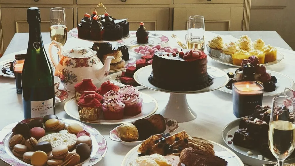 Britain Loves Baking