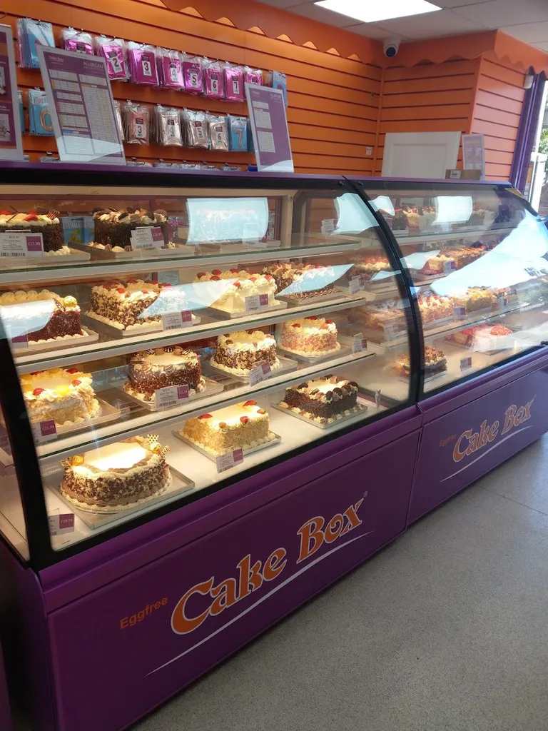 Cake box Acton