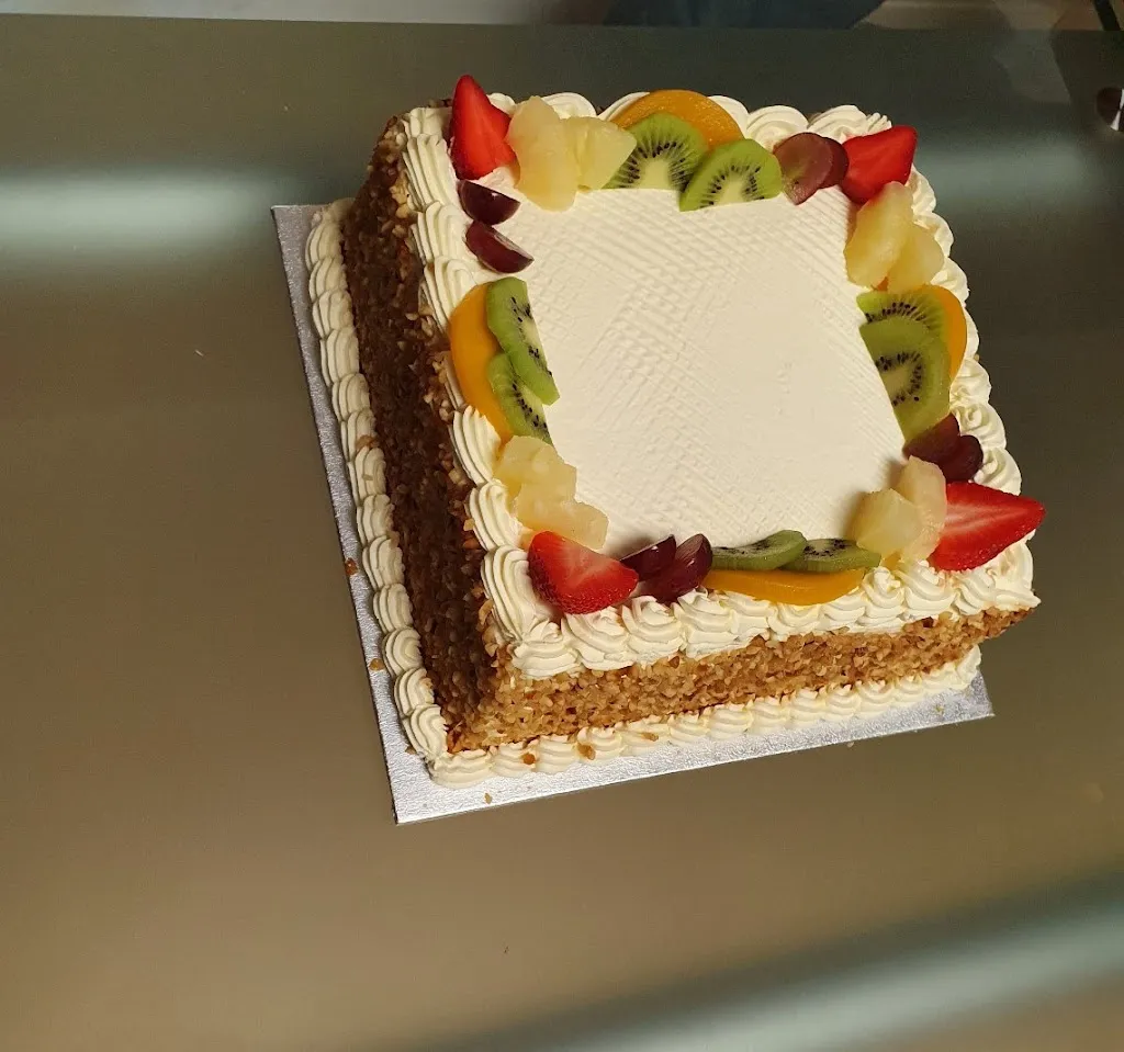 Cake Box Rayners Lane