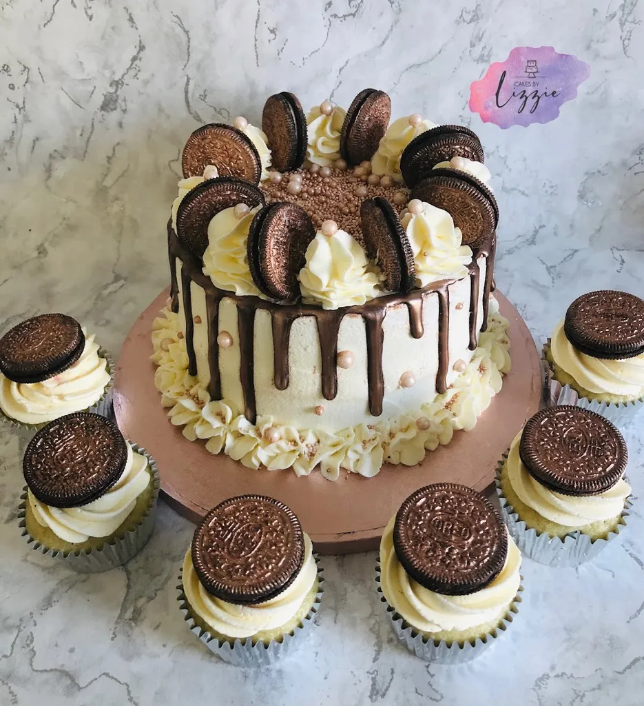 Cakes by Lizzie