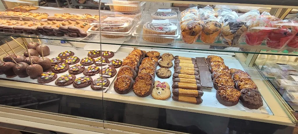 Carmelli Bakeries