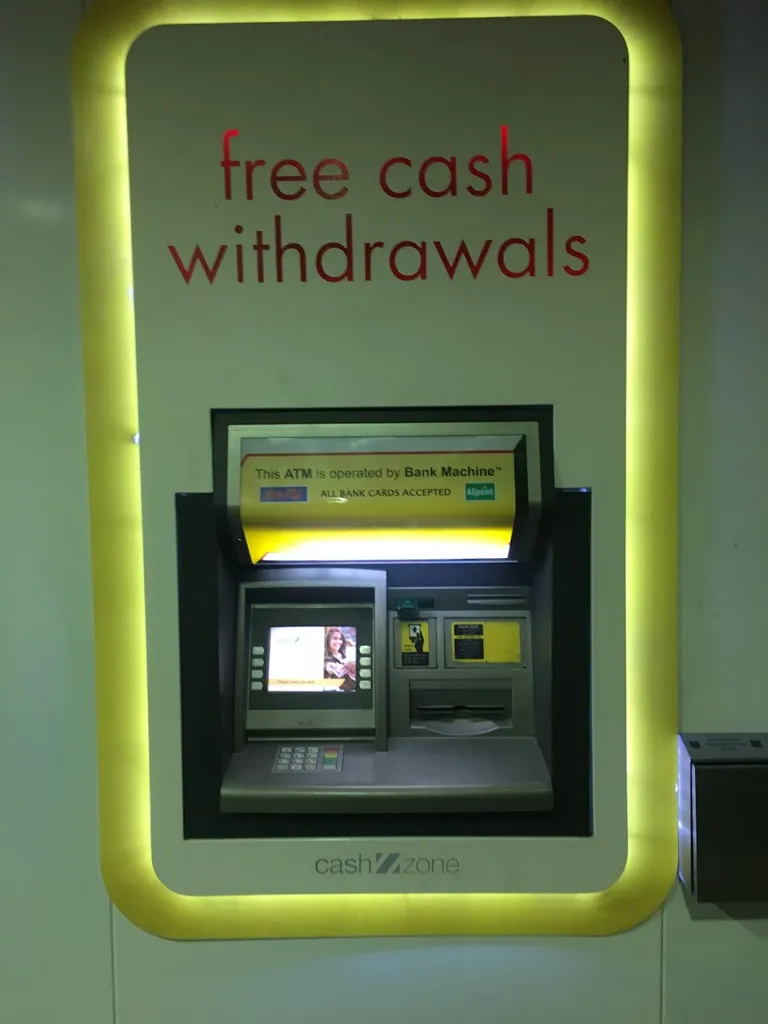 Cashpoint (ATM)
