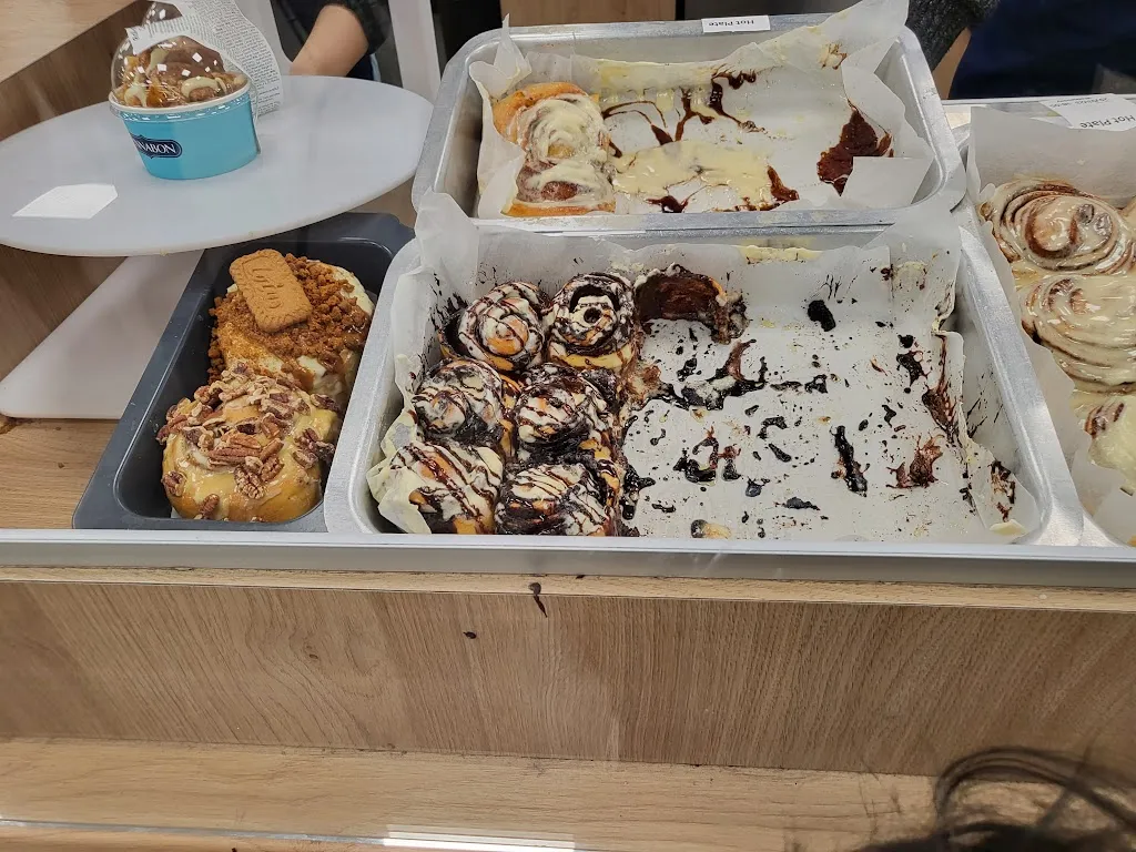Cinnabon