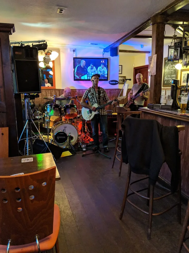 Coach & Horses