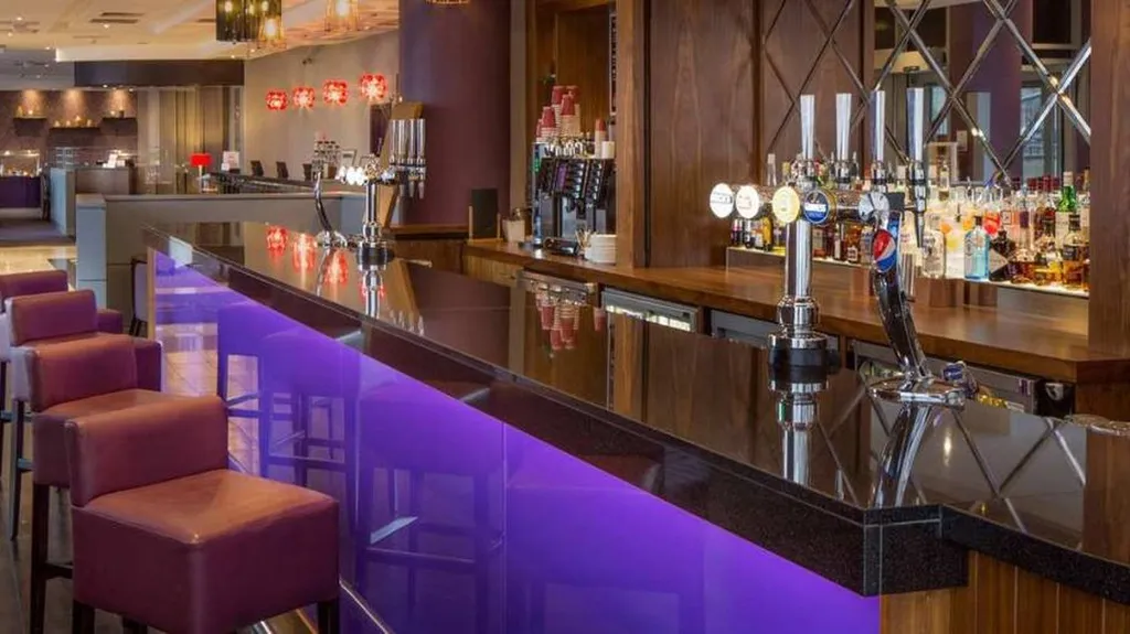 Coffee Lounge and Bar