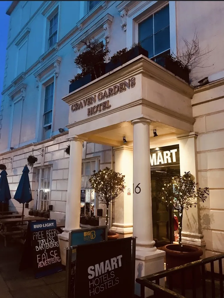 Craven Gardens Bar