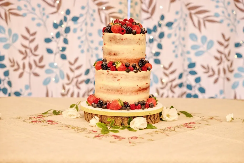 Creative Cakes by Fatema Dathi