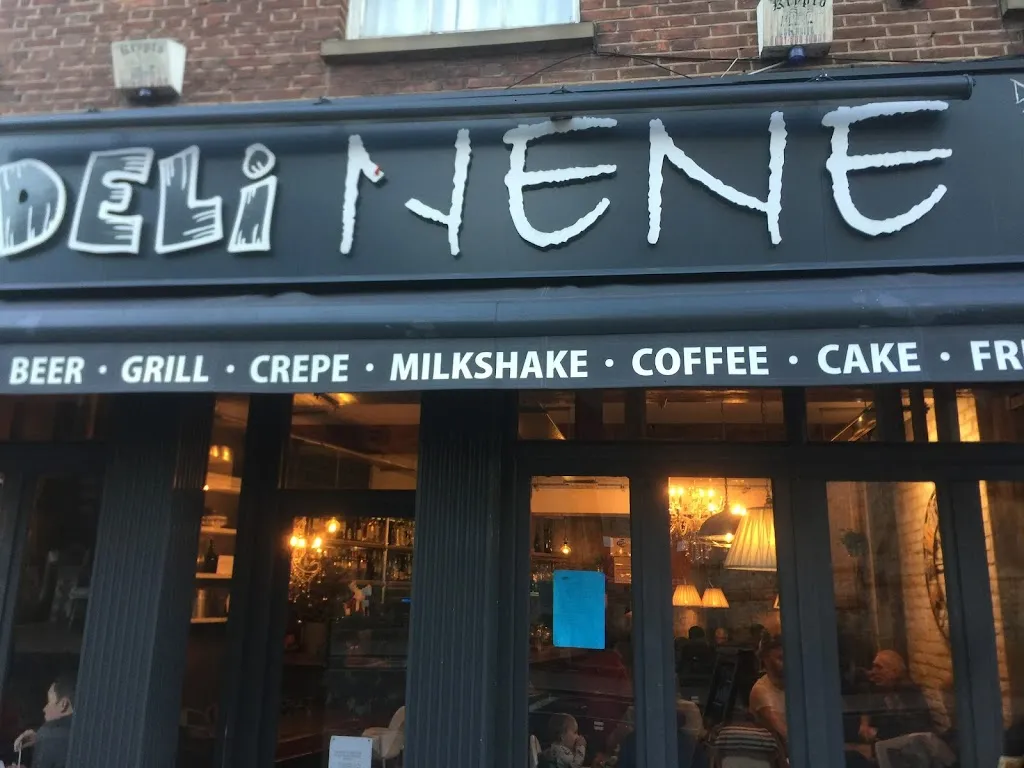 Deli Nene Restaurant & Cocktail Bar