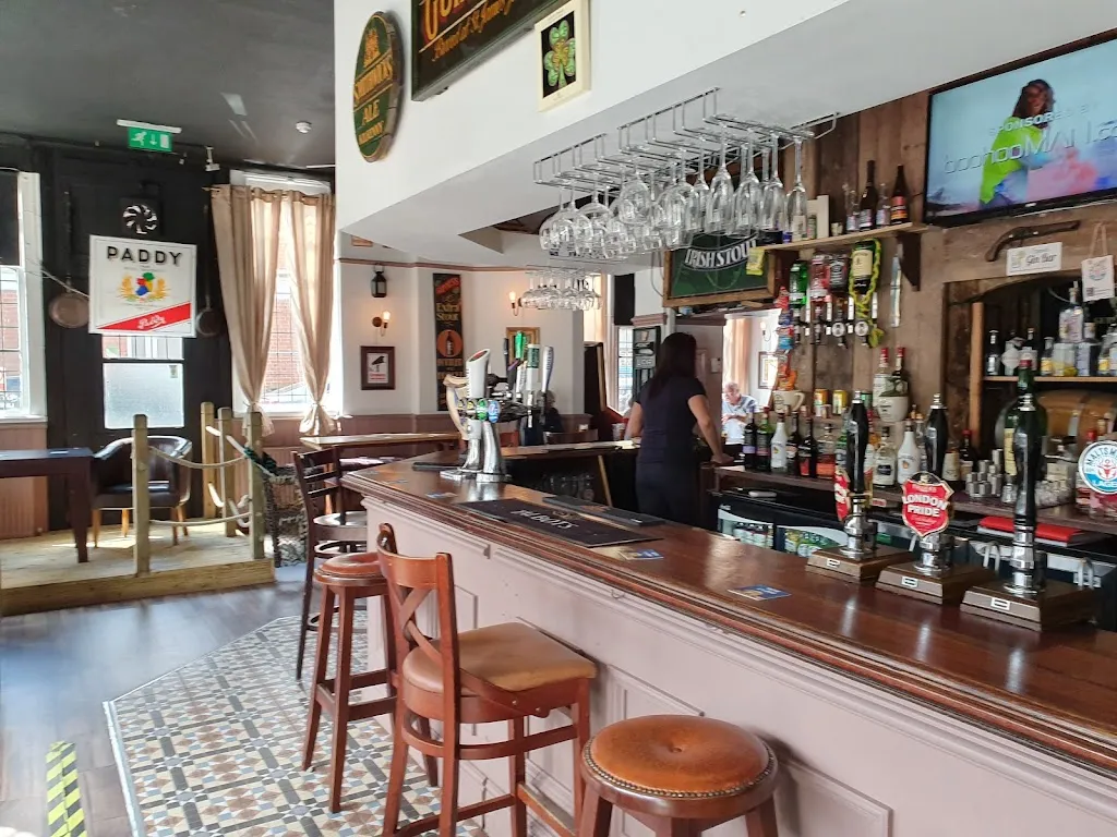 Dicey Reilly's Edmonton