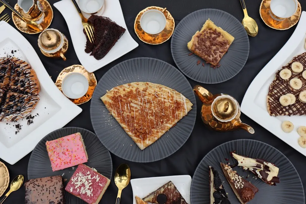 DZRT Canary Wharf | Desserts, Milkshakes, Waffles, Crepes, Gelato, Cakes