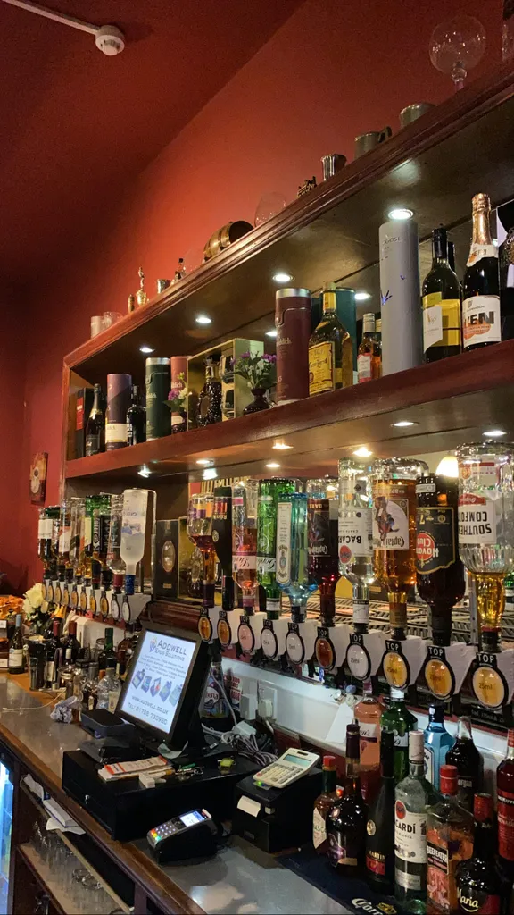 Eastwood Snooker Bar & Grill
