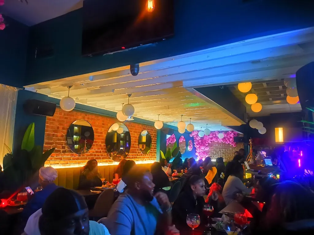 Esq Bar and Grill
