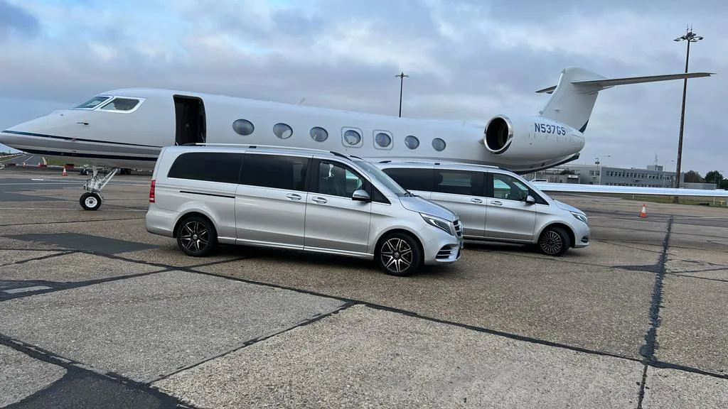 Executive & Airport Travel Chauffeur Services