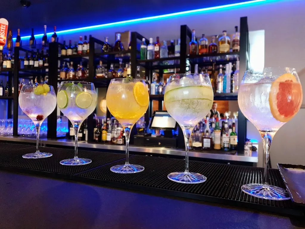 Fire & Ice Lounge Bar