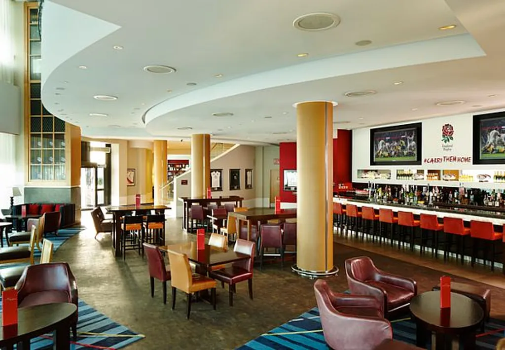 Formation Bar