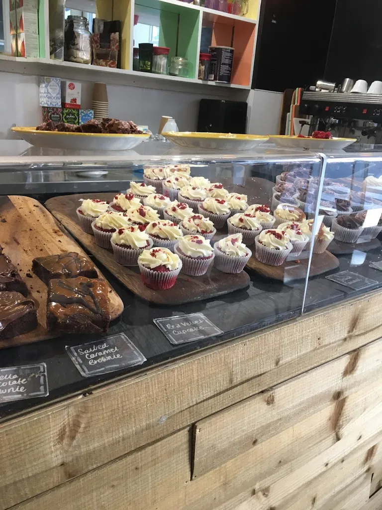Glutopia Cake Boutique