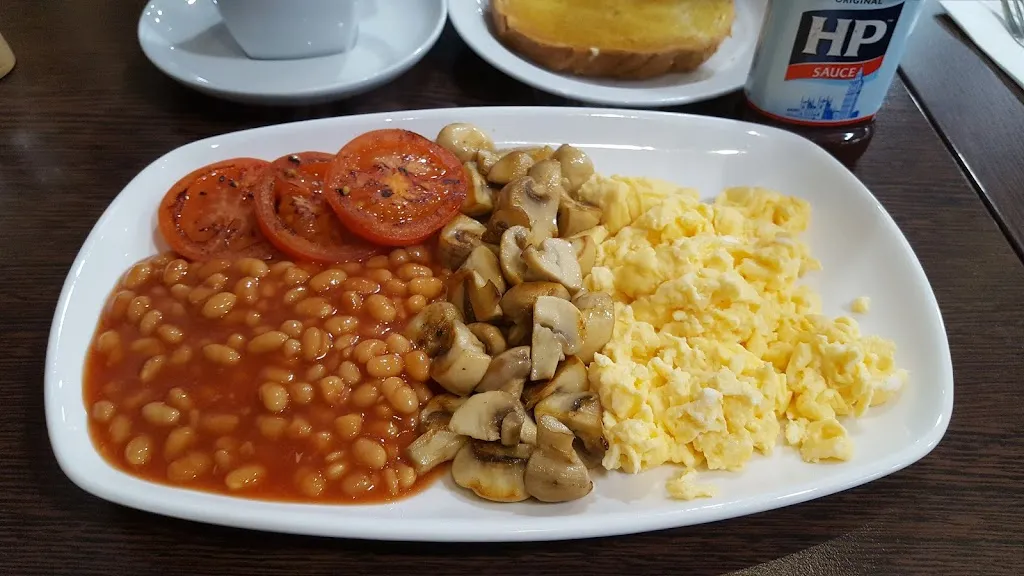 JJ Cafe & Pie & Mash