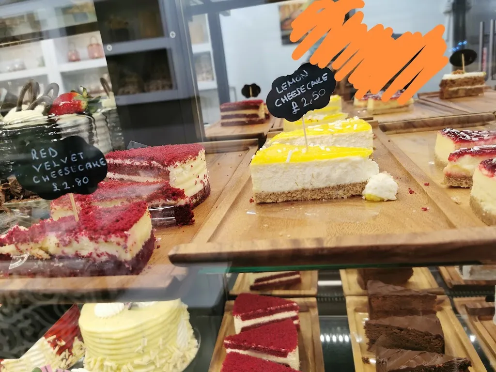Kardesler Baklava Cake Shop