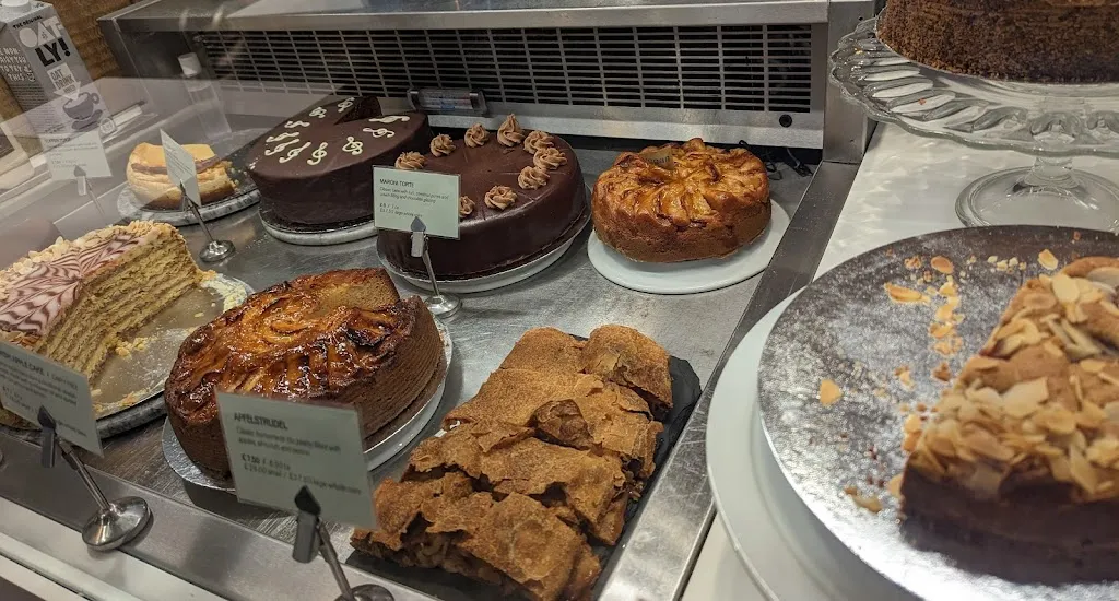 Kipferl Restaurant & Patisserie