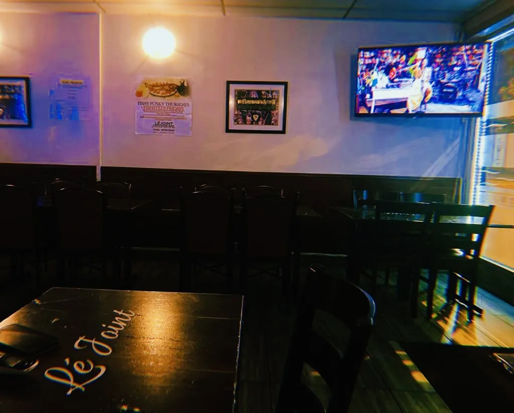 Le Joint Fish and Wine Bar