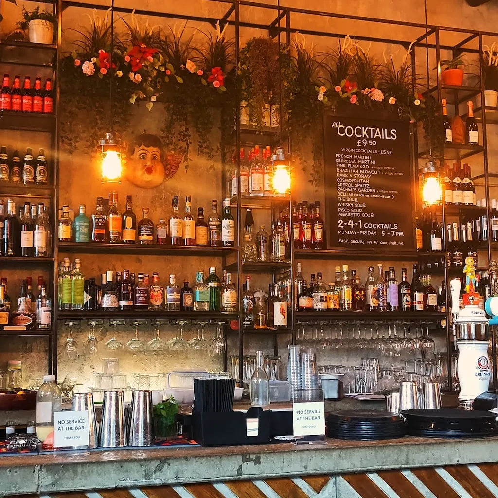 Leadbelly's Bar & Kitchen