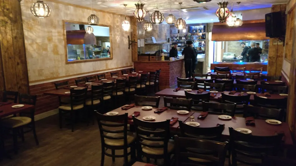 LEFKE Restaurant & Bar