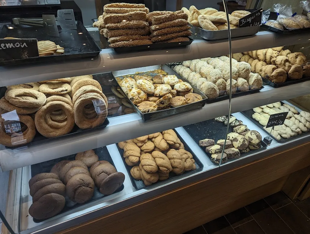 Lefteris Bakery