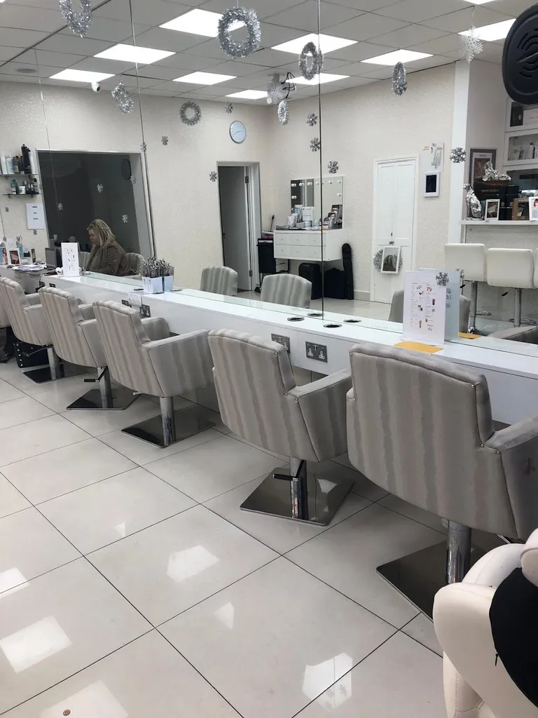 Leopard Lounge Hair & Beauty Salon