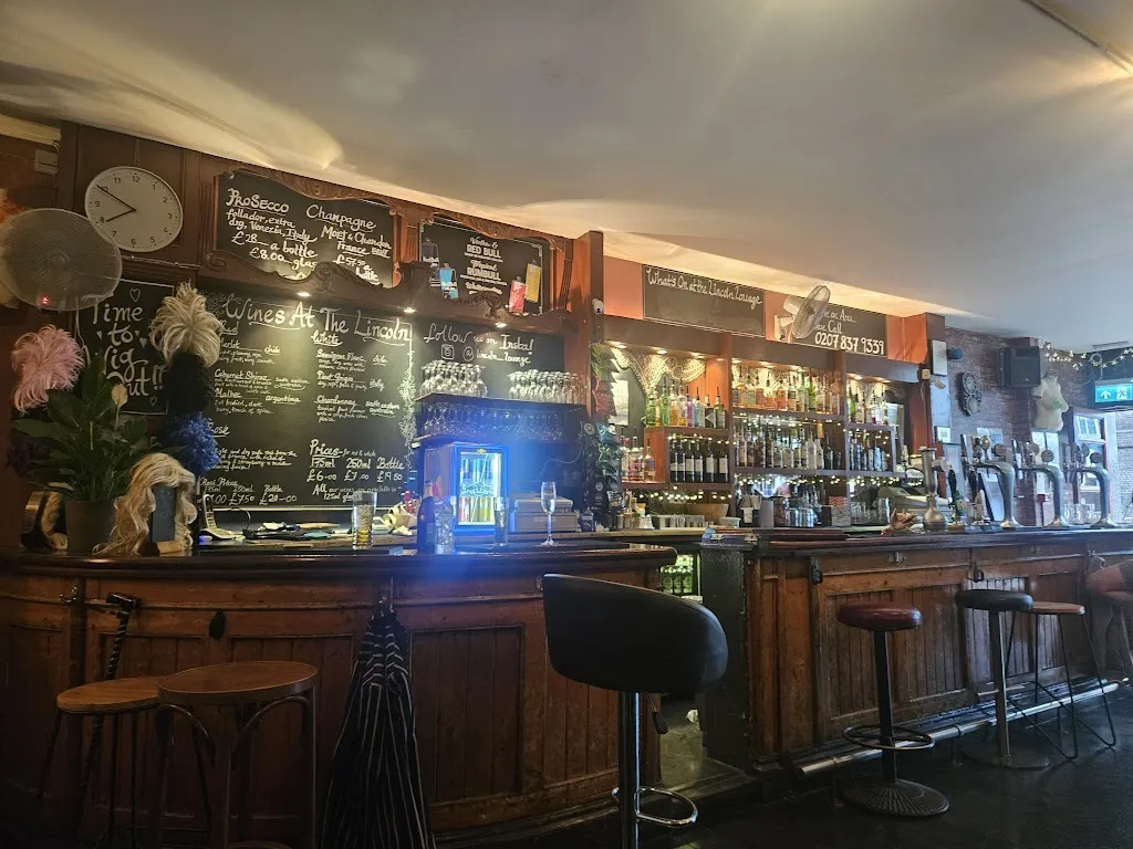 Lincoln Arms