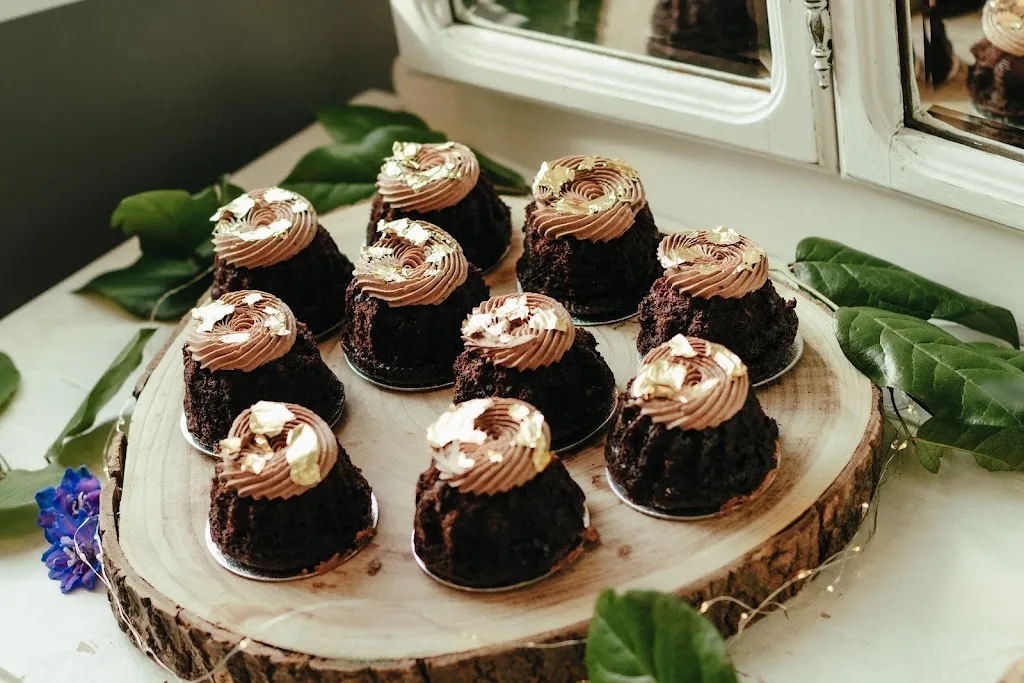Little Bear Cakery