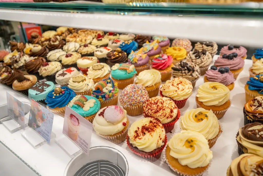 Lola's Cupcakes London Bridge
