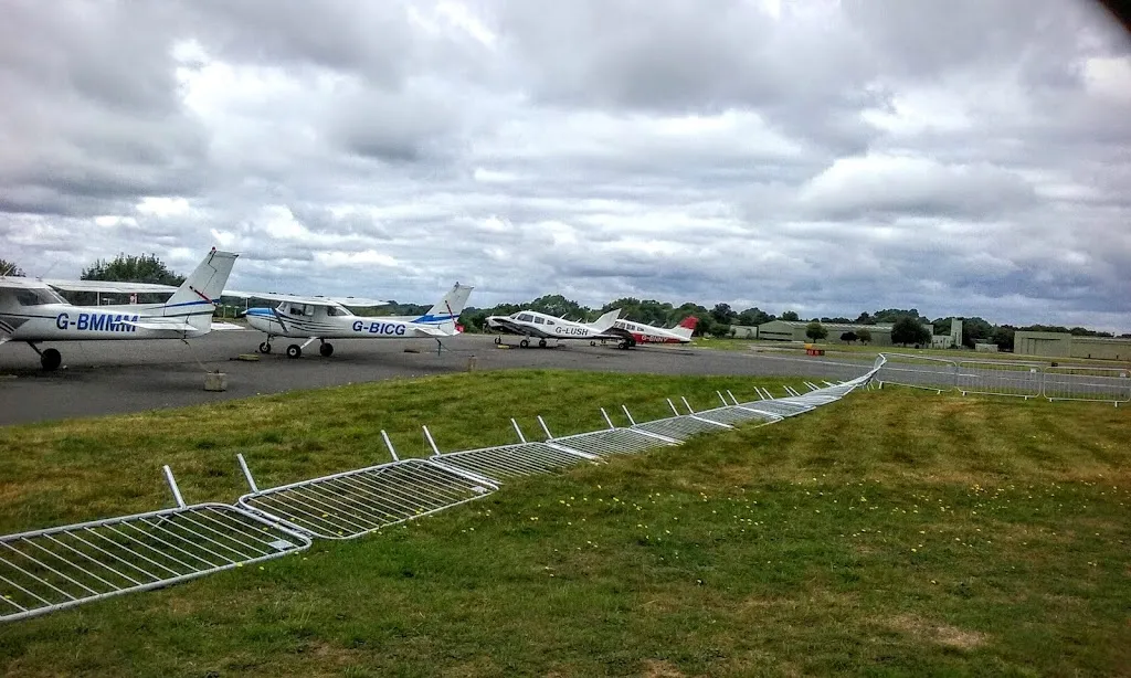London Biggin Hill Airport (BQH - EGKB)