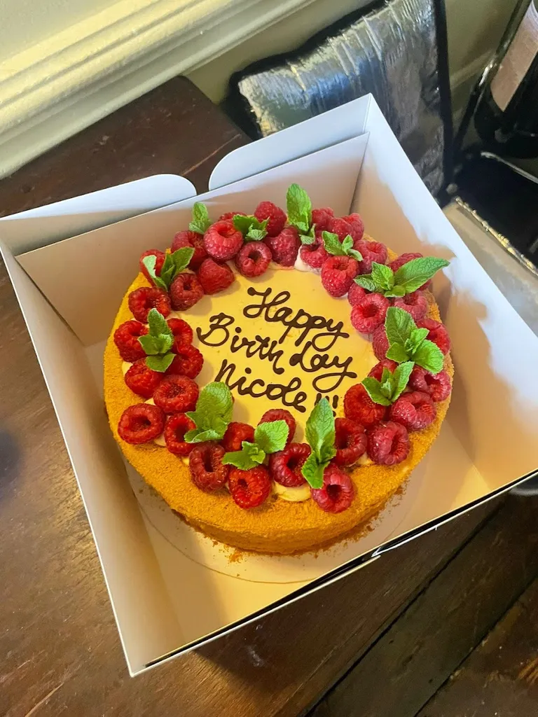 London Cakes & Bakes