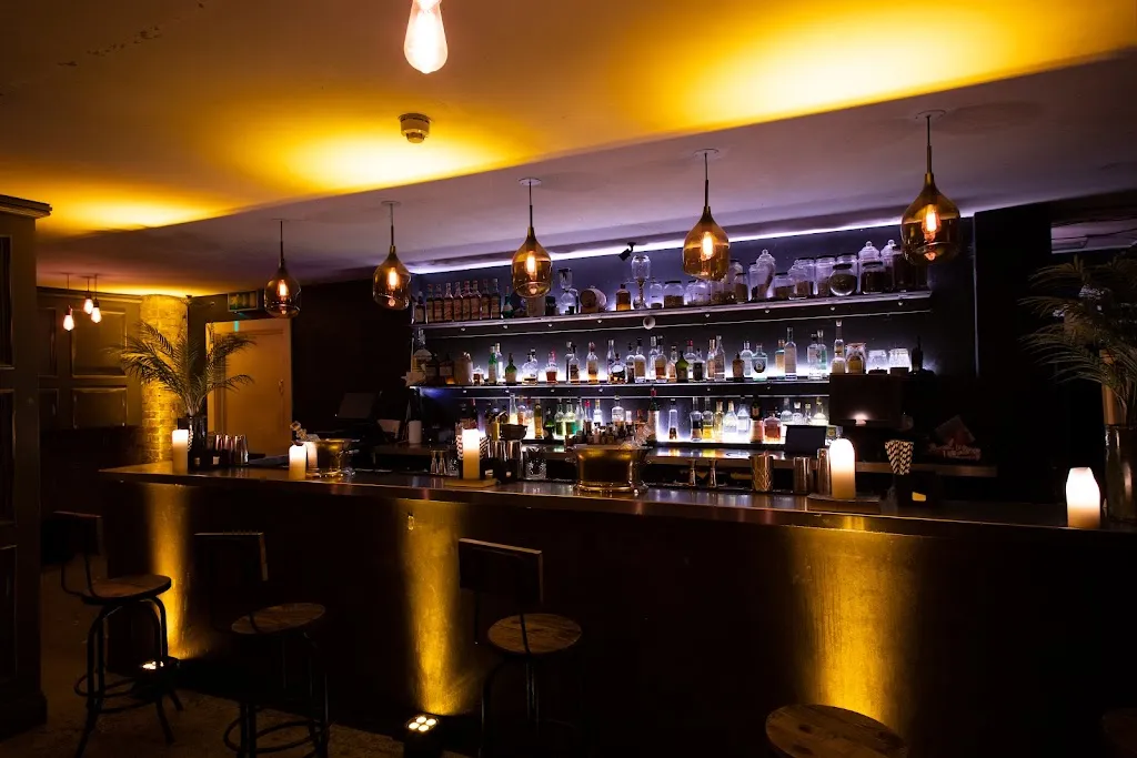 Looking Glass Cocktail Club | Cocktail Bar in Shoreditch